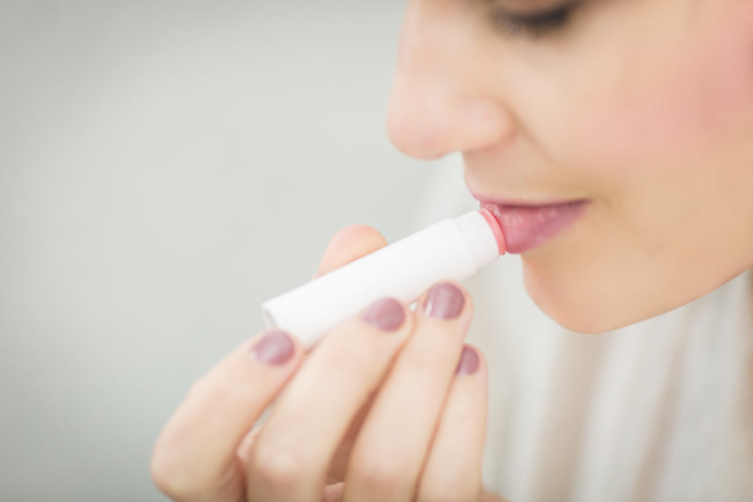Univers Zanvélys : soins, maquillage, cheveux et bougies parfumées